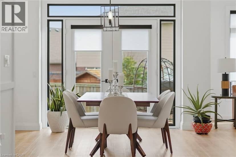 15 SAINT ANTHONY Place — photo 13 of 40