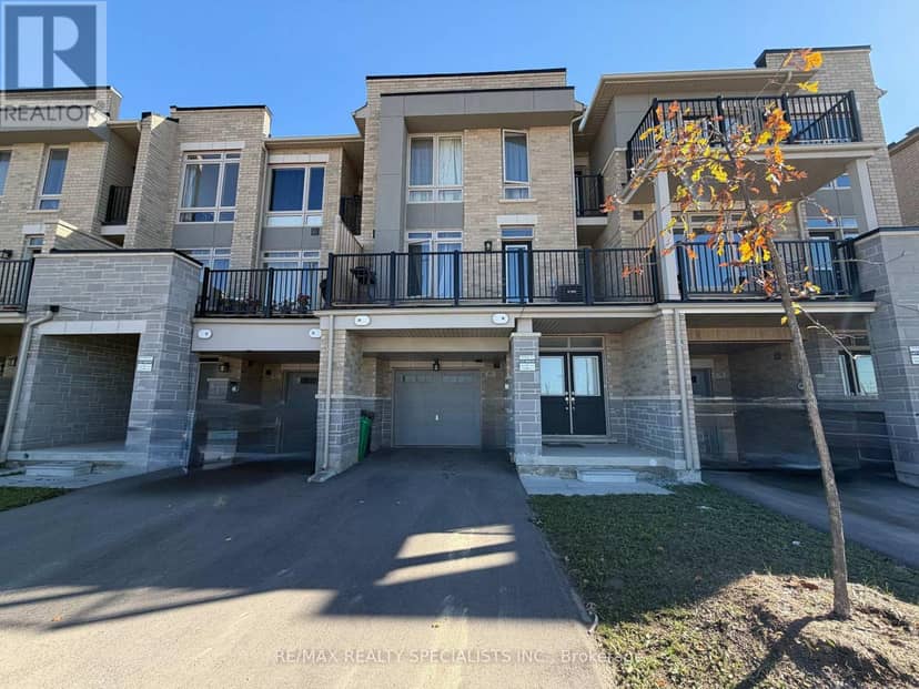 80 Donald Ficht Crescent — photo 3 of 26
