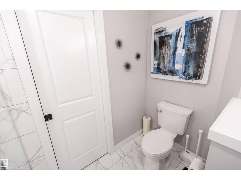 529 Eagleson Wd NW — photo 33 of 40