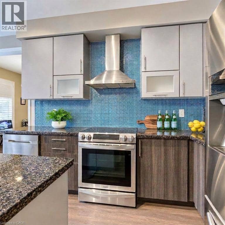 91 COOK Street — photo 11 of 35