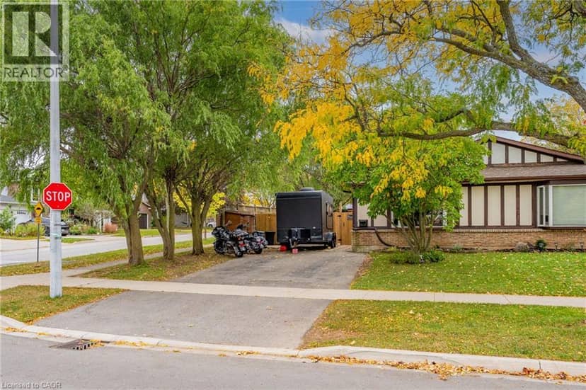 2324 COLDSTREAM Drive — photo 3 of 40