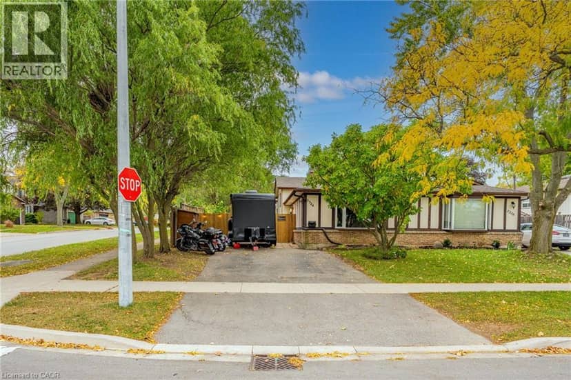 2324 COLDSTREAM Drive — photo 4 of 40