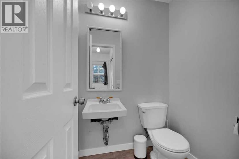 35 Berkley Court NW — photo 17 of 40