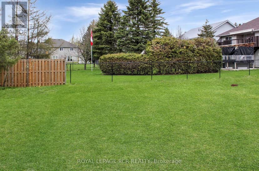 107 Werry Avenue — photo 9 of 10