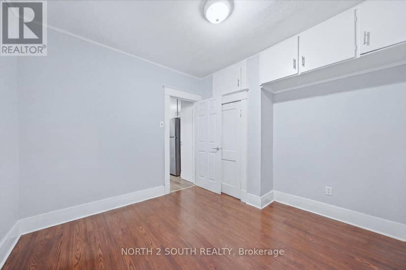 880 Dundas Street E — photo 21 of 40