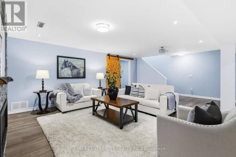93 McTaggart Court — photo 35 of 40