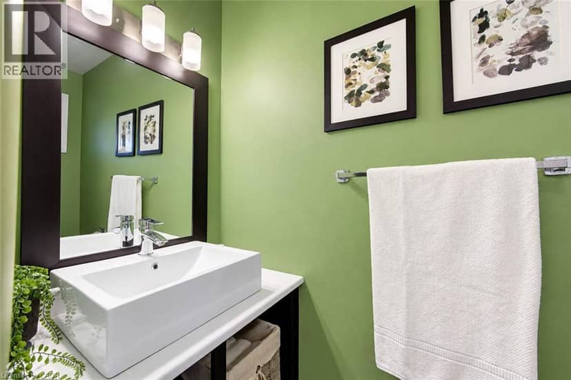 63 WINDING Way, Kitchener, photo 7