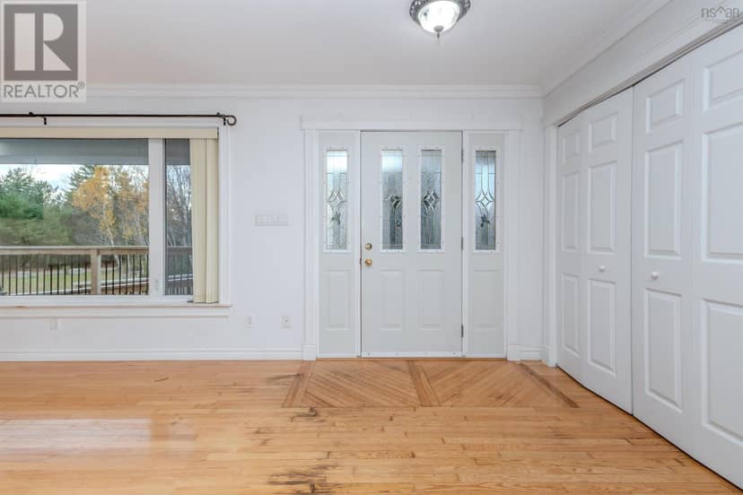 103 Paradise Road, Albert Bridge, photo 8