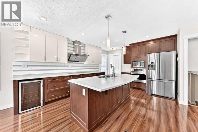136 Midlawn Close SE, Calgary