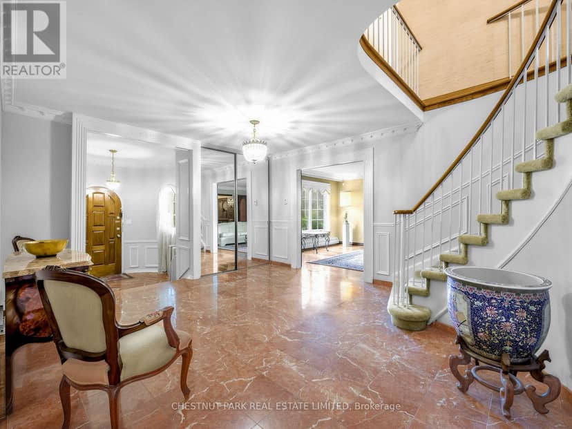 59 Chipstead Road, Toronto, photo 6