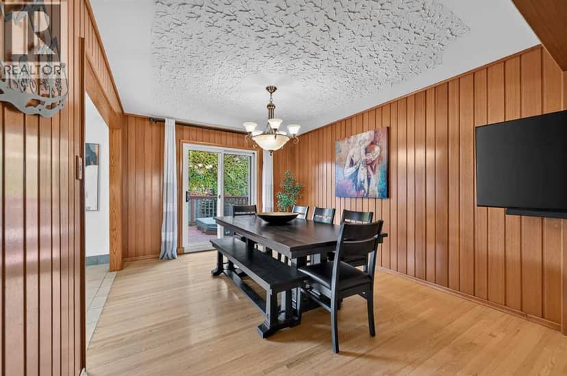 4124 19 Street NW — photo 11 of 40