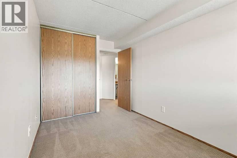 912, 5204 Dalton Drive NW — photo 17 of 40