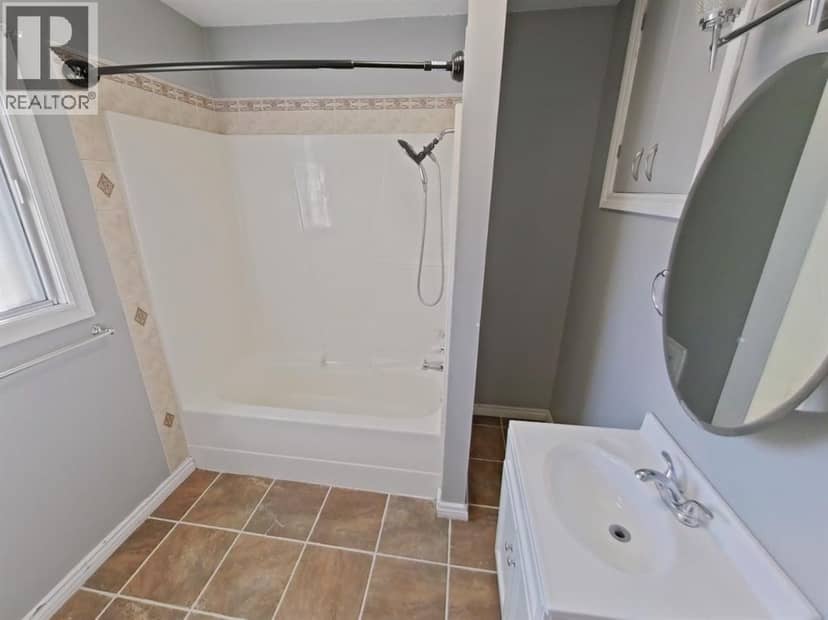 107 7 Avenue N — photo 21 of 40