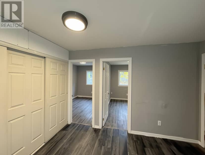 580 Charles ST — photo 13 of 28