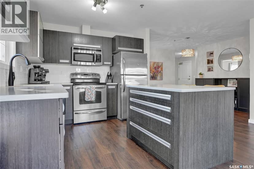 109 1510 Neville DRIVE — photo 9 of 40