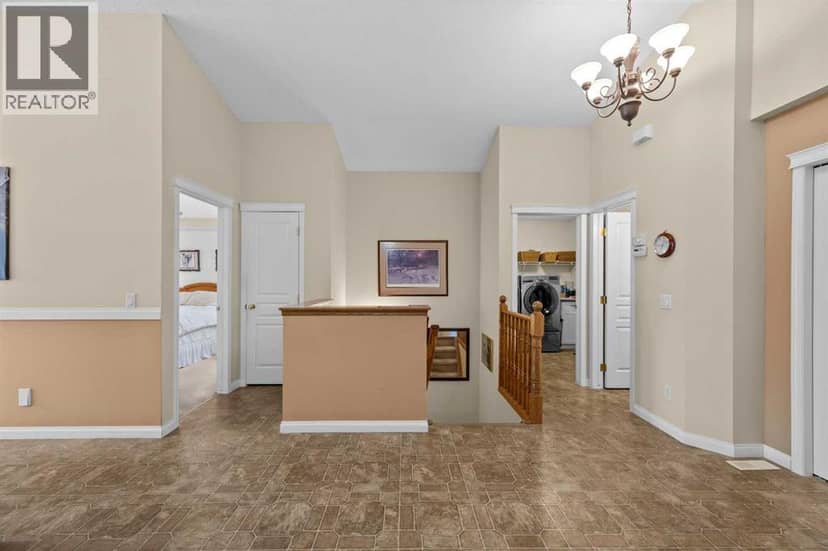 3 Tuscany Meadows Crescent NW — photo 22 of 40