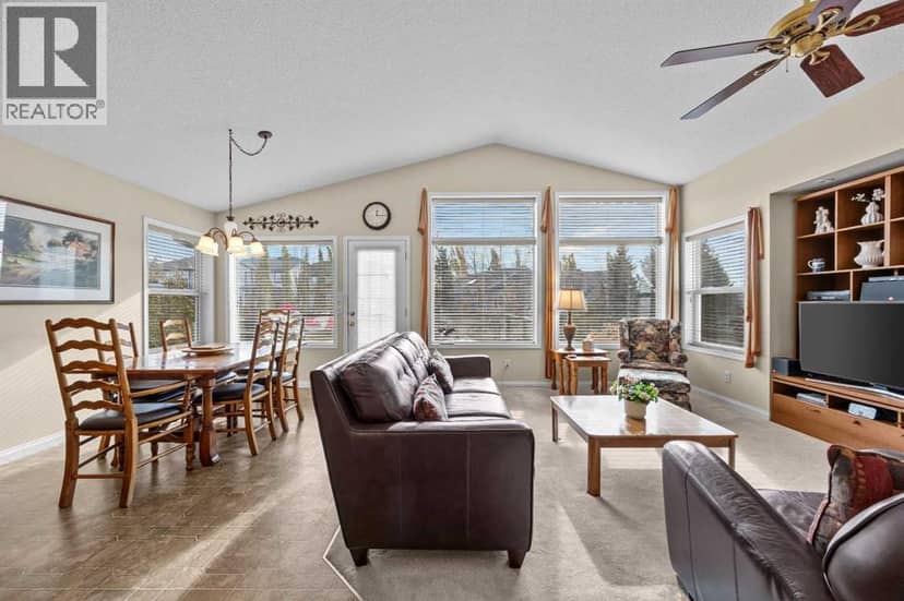 3 Tuscany Meadows Crescent NW — photo 9 of 40
