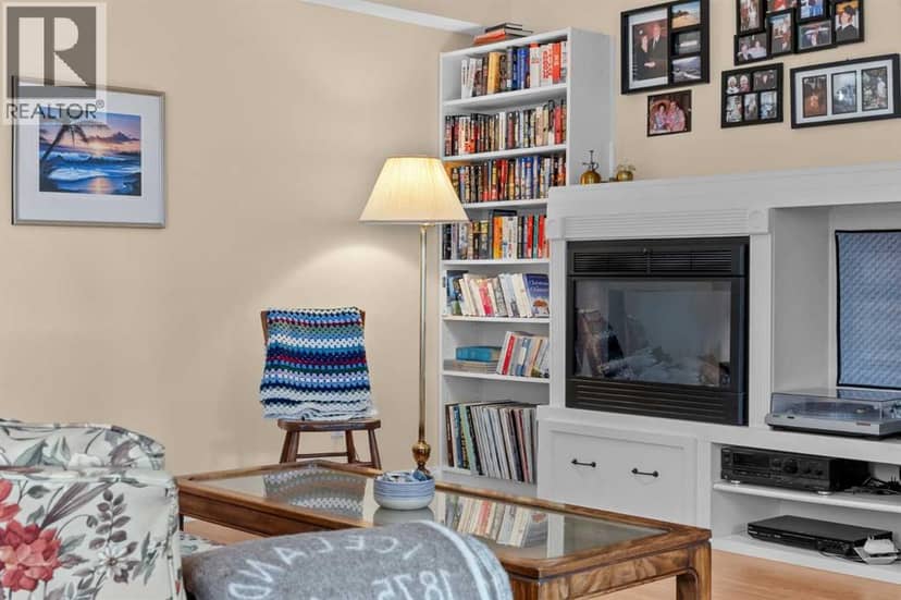 3 Tuscany Meadows Crescent NW — photo 33 of 40