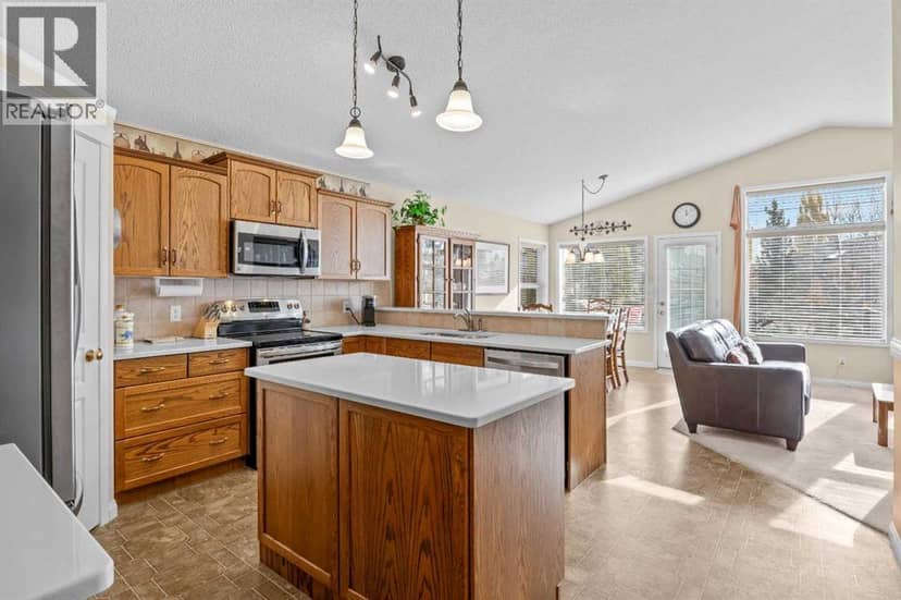 3 Tuscany Meadows Crescent NW, Calgary, photo 5