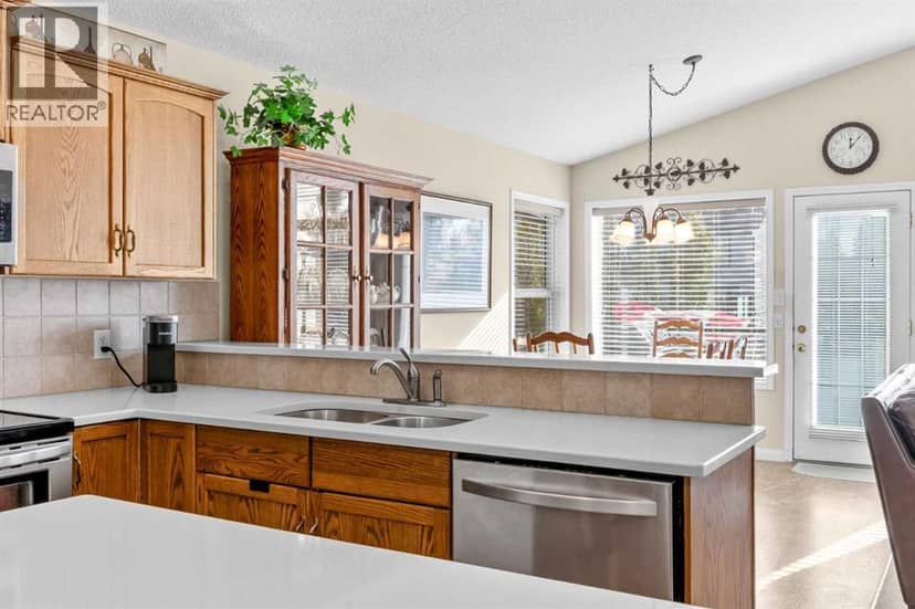 3 Tuscany Meadows Crescent NW, Calgary, photo 6