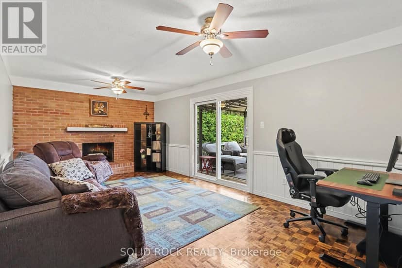 9 Owlshead Road — photo 12 of 40