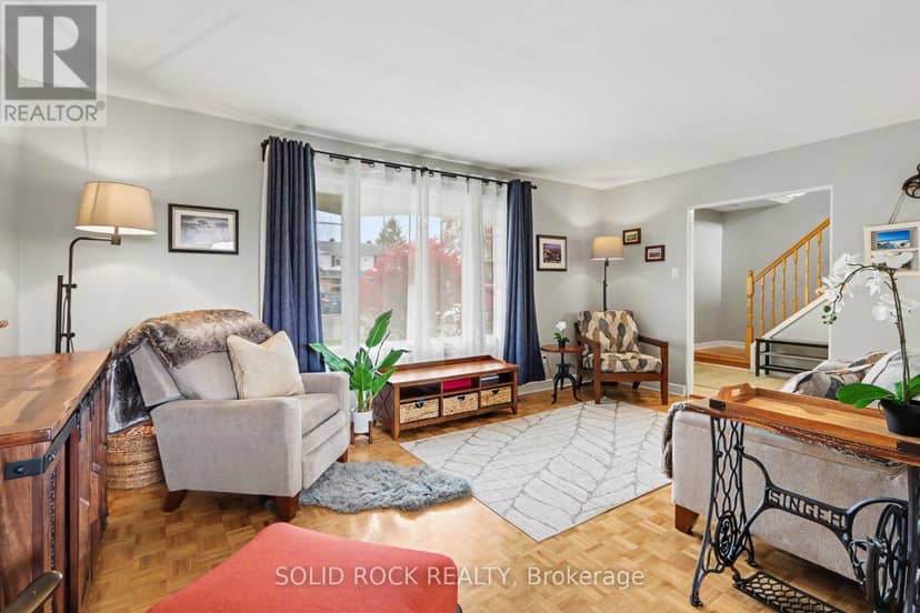 9 Owlshead Road, Ottawa, photo 3