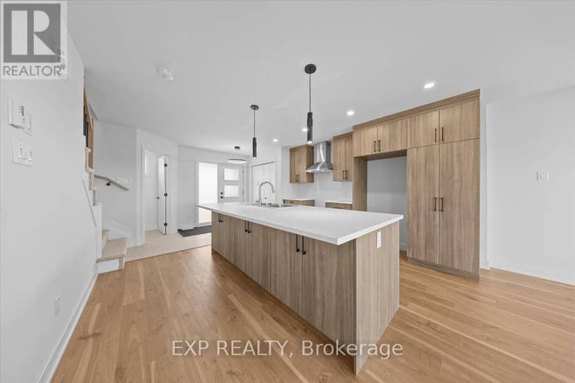 239 Carpe Street — photo 14 of 40