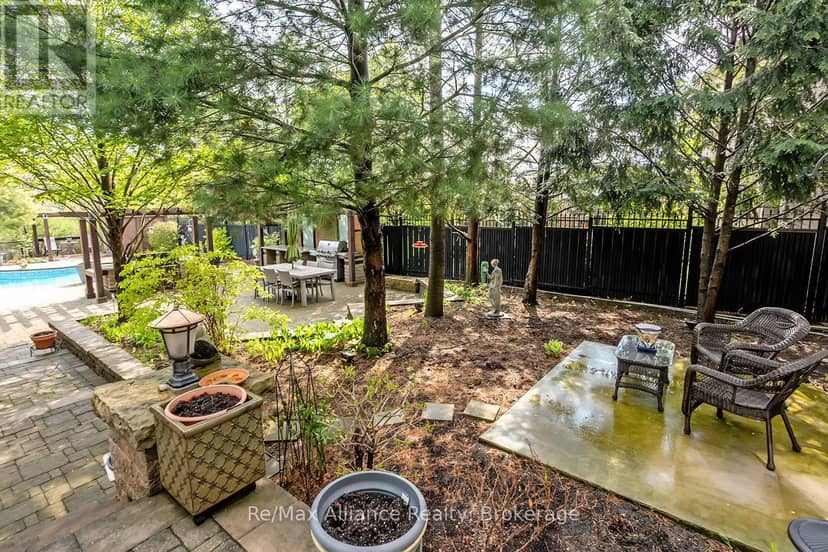 203 Burloak Drive — photo 39 of 40