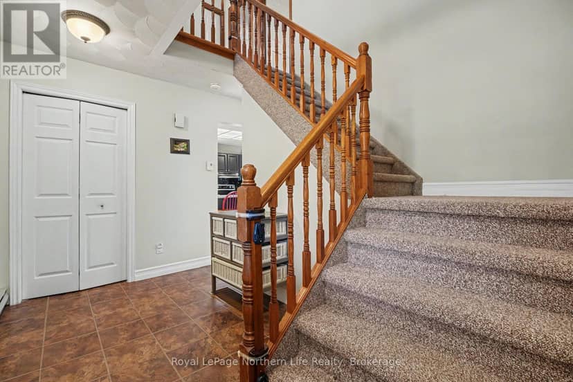 88 Waukegan Road — photo 14 of 40