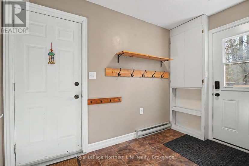 88 Waukegan Road — photo 23 of 40