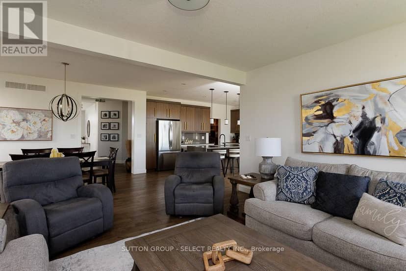 2538 Buroak Drive — photo 17 of 40