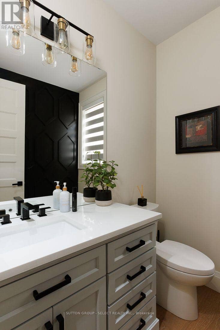 1286 Silverfox Drive, London North, photo 5
