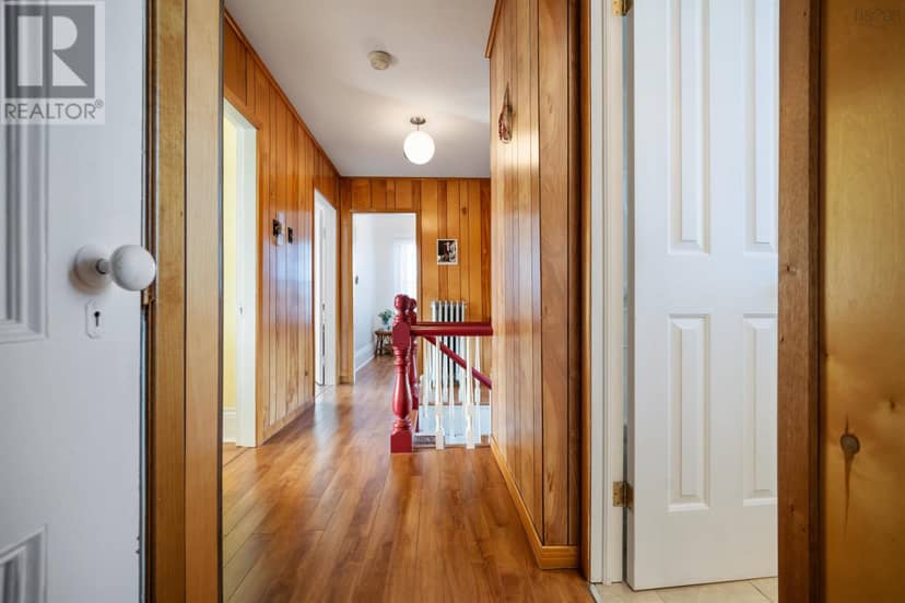 144 Main Street — photo 34 of 40