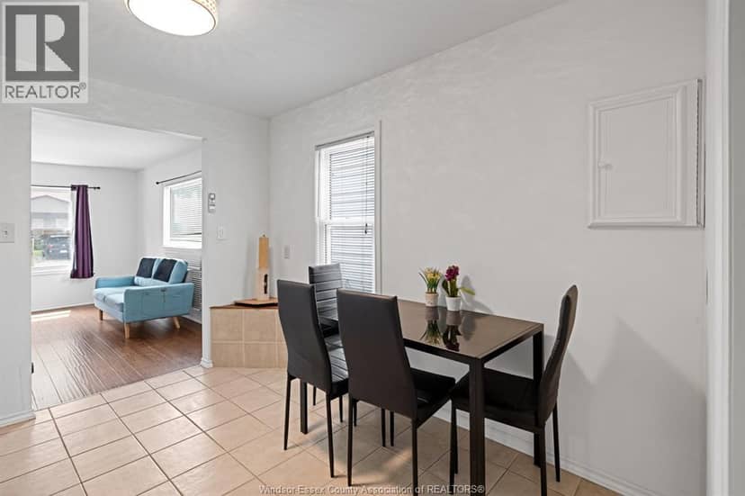 550 Capitol, Windsor, photo 8