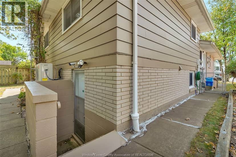 2664 Rivard — photo 29 of 29