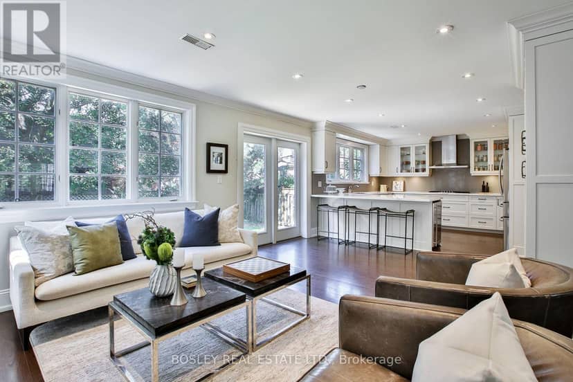 34 Edgecombe Avenue, Toronto, photo 7