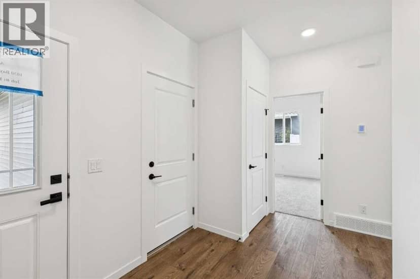 1030 Bayview Crescent SW, Airdrie, photo 6