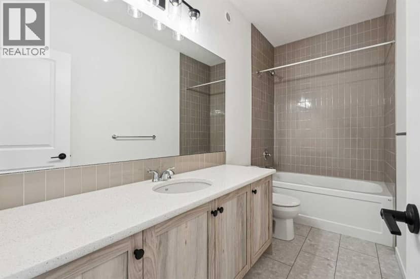 1030 Bayview Crescent SW, Airdrie, photo 8