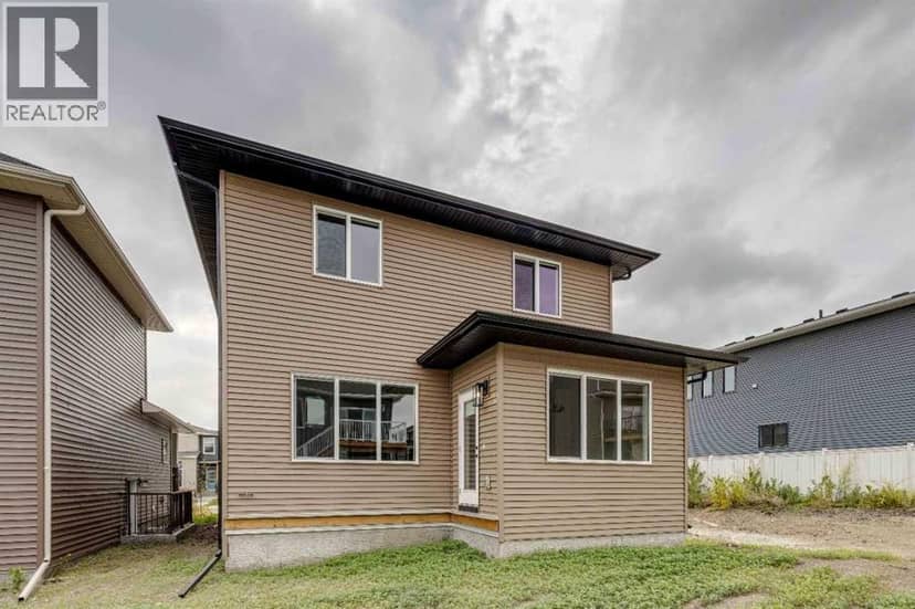 1030 Bayview Crescent SW — photo 36 of 38