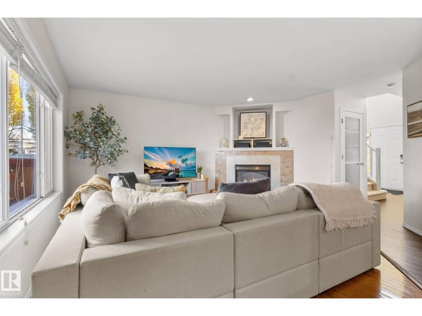 1912 35A AV NW, Edmonton, photo 8