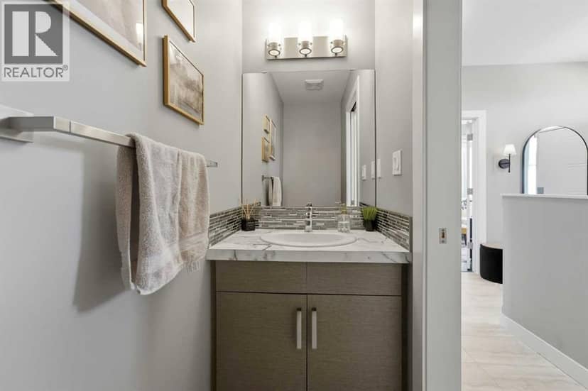 59 Village Crescent — photo 11 of 32