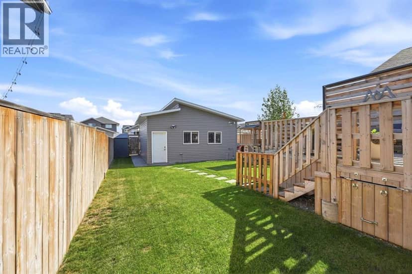 59 Village Crescent — photo 26 of 32