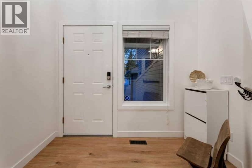 42 DOUGLAS GLEN Circle SE, Calgary, photo 6