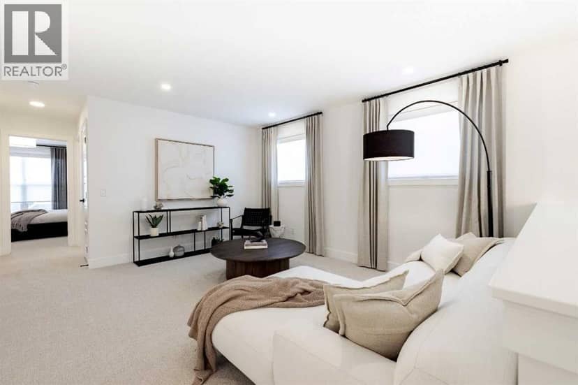 35 Ambledale Crescent NW — photo 19 of 33