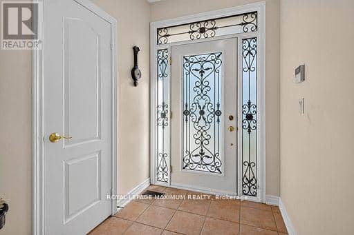 62 Diploma Avenue, Vaughan, photo 4