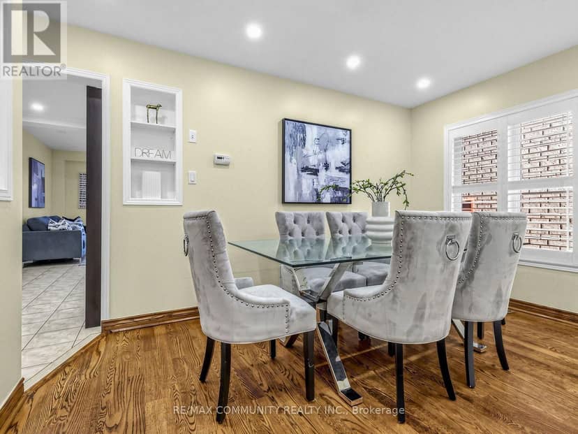 117 Tara Crescent — photo 10 of 34