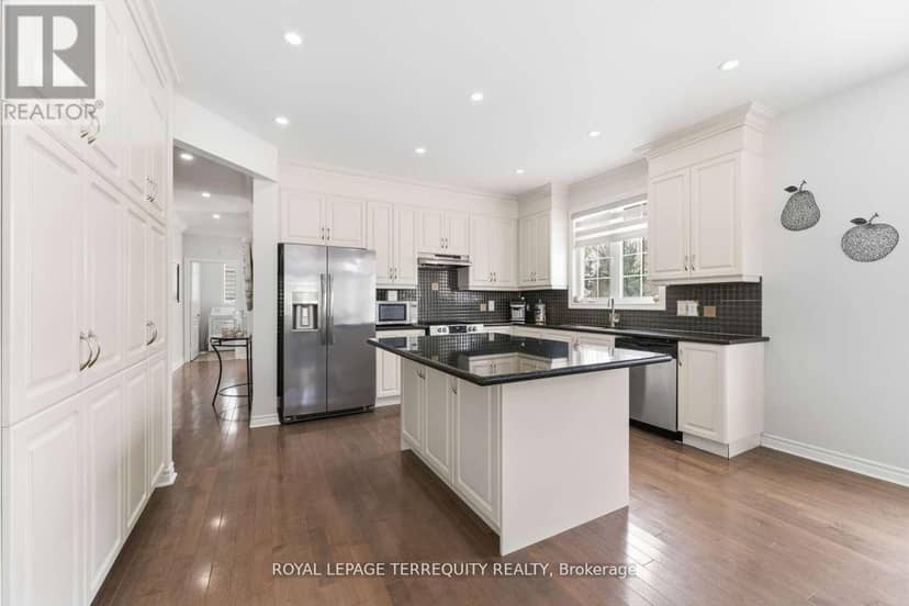 10 Culham Trail — photo 12 of 40