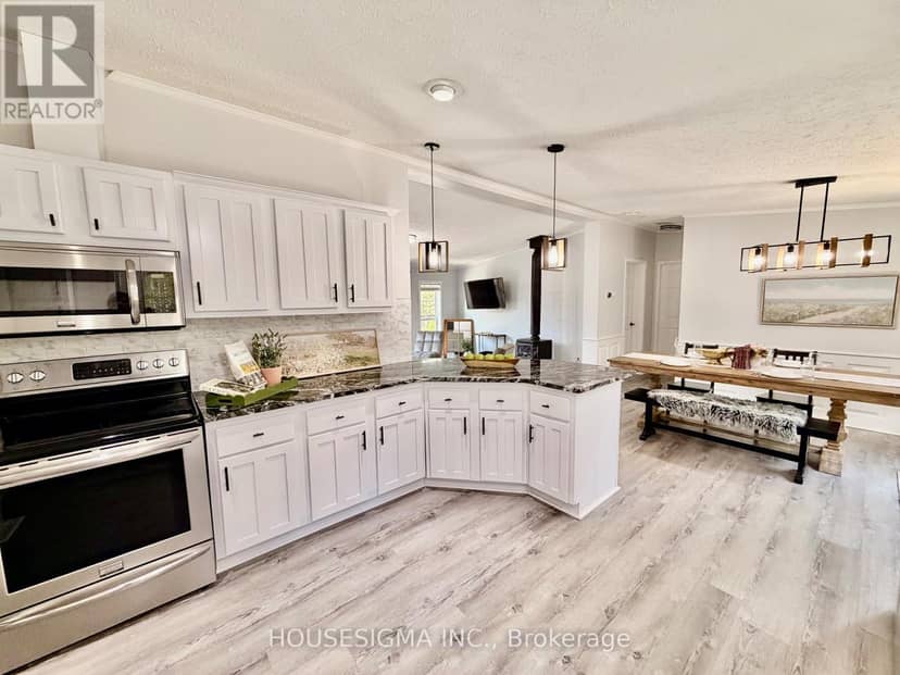 8168 Laidlaw Avenue, Ramara, photo 4