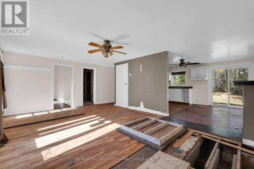 4260 Lakeview Drive — photo 9 of 14
