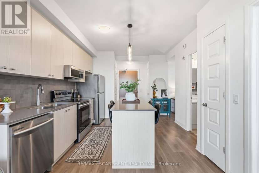 424 - 1105 Leger Way — photo 10 of 40